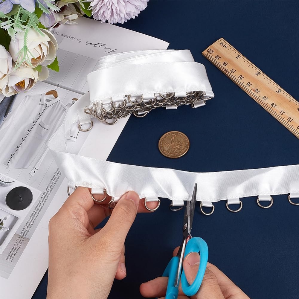4 Yards White Grommet Trim wit - огляд і ціна Sewing Kit