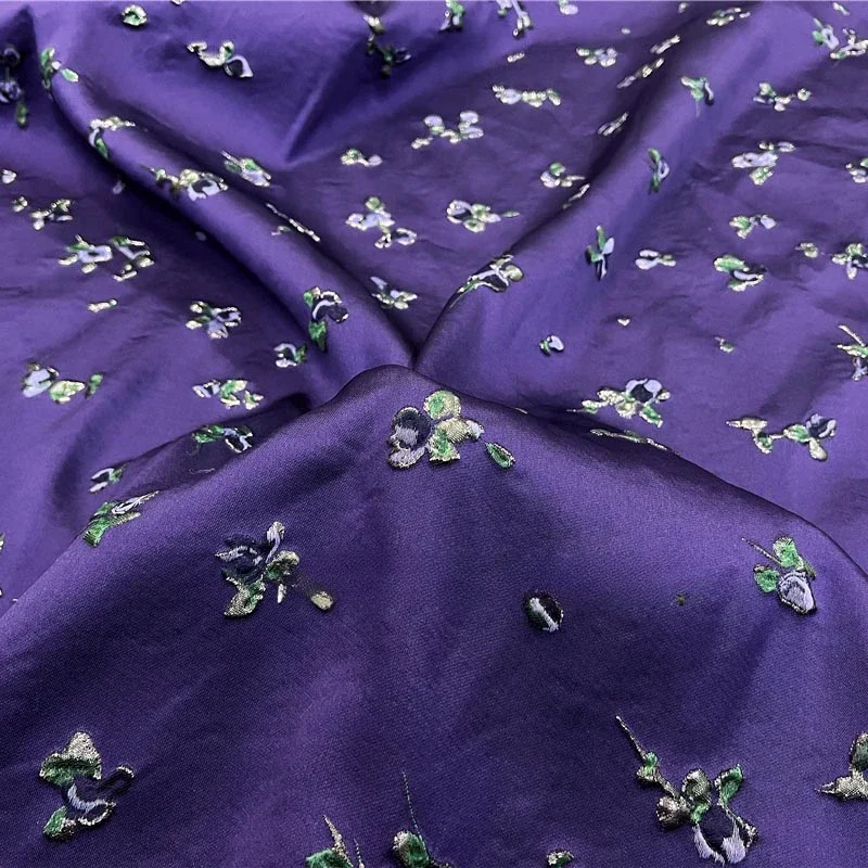 Elegant Gold Thread 3D Embosse - огляд і ціна Sewing Thread In Textile